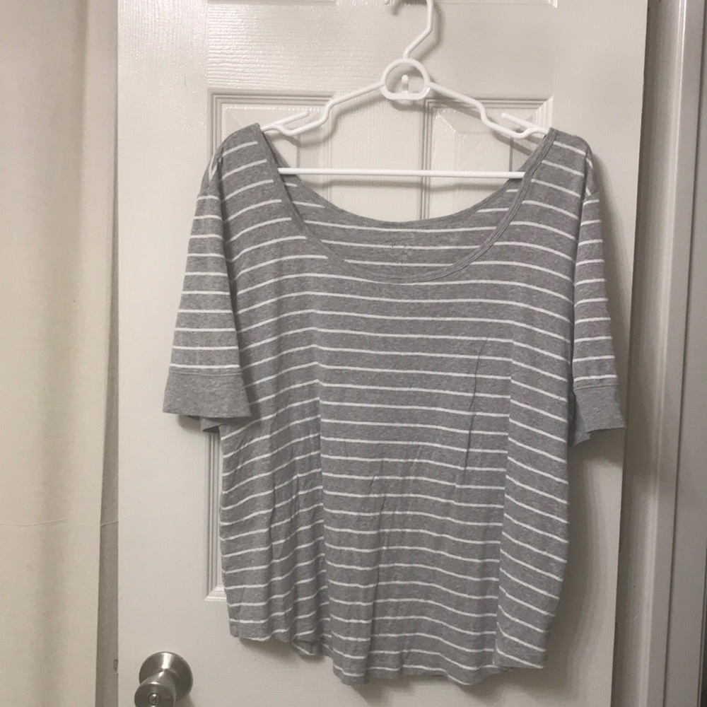 Gap 3/4 Shirt